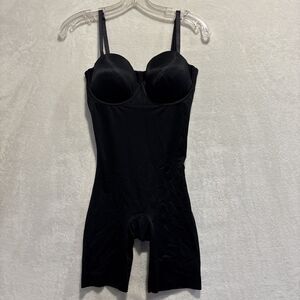 Spanx Women's Medium Black Cupped Strapless Suit Your Fancy Shapewear Mid Thigh